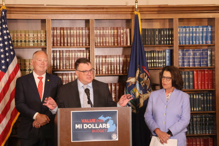 No progress reported on Michigan budget negotiations